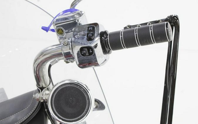 2018 Indian Chief Classic ABS Burgundy Metallic