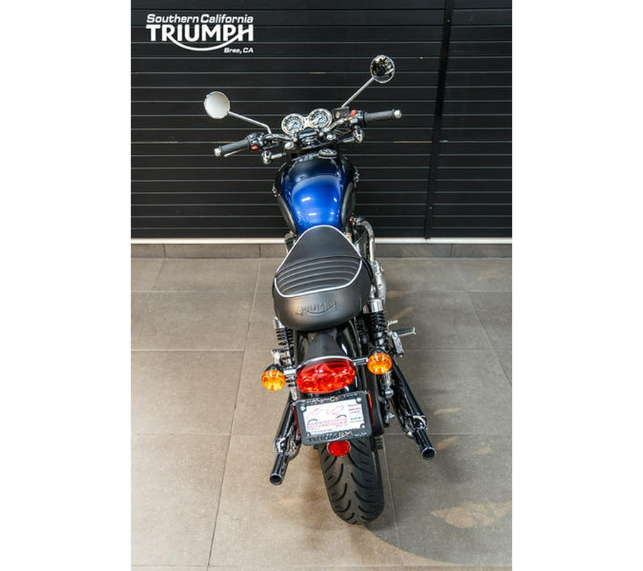 2024 Triumph Bonneville T120 Stealth Edition