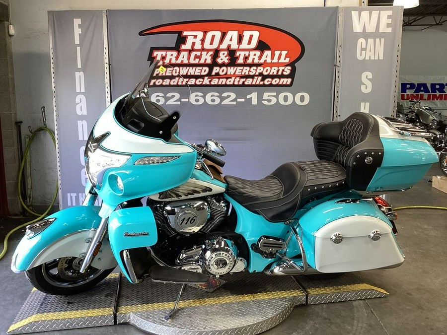 2021 Indian Motorcycle® Roadmaster® Icon Arizona Turquoise/Pearl White