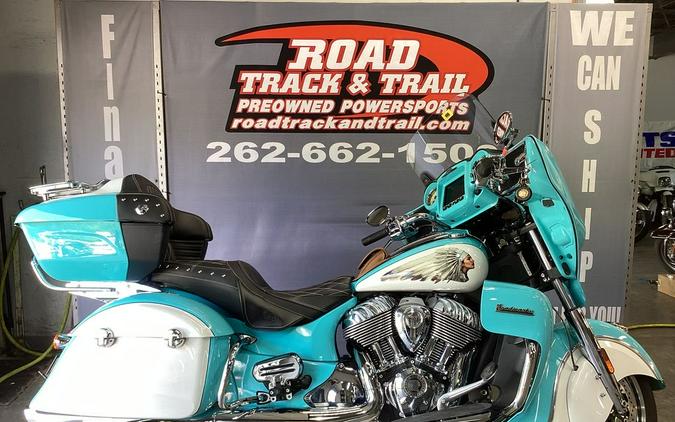 2021 Indian Motorcycle® Roadmaster® Icon Arizona Turquoise/Pearl White