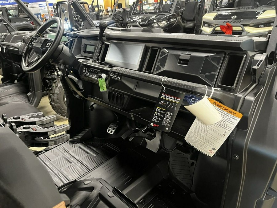 2026 Can-Am Defender MAX Lone Star HD11