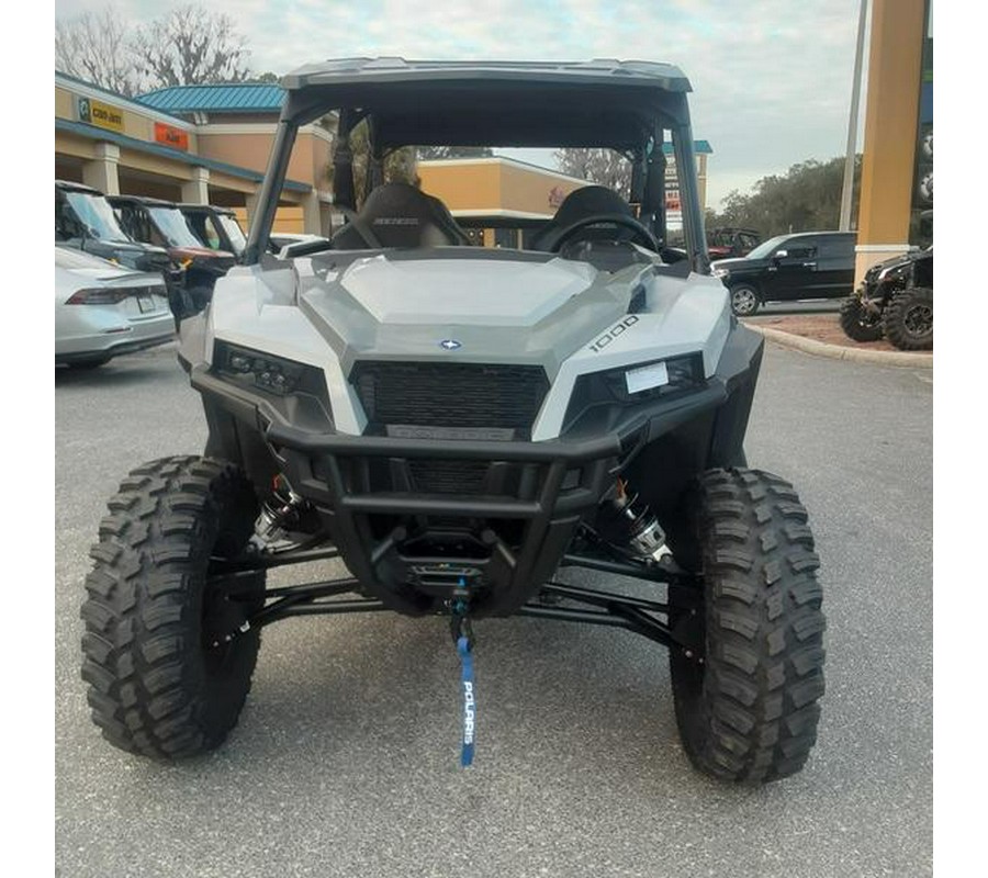 2026 Polaris® General XP 4 1000 Sport