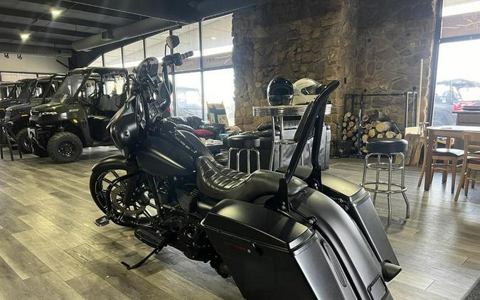 2012 Harley-Davidson® FLHX - Street Glide®