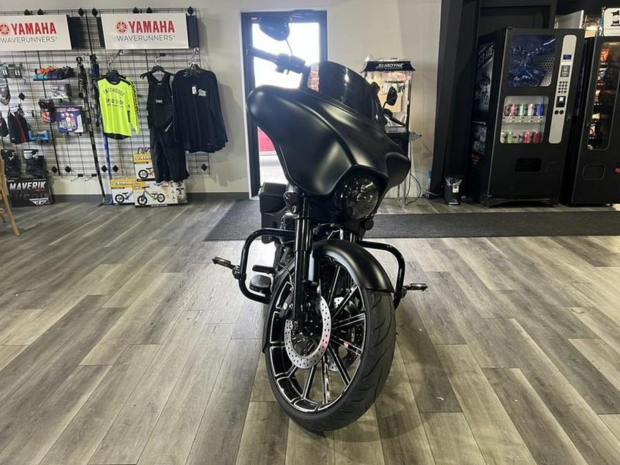 2012 Harley-Davidson® FLHX - Street Glide®