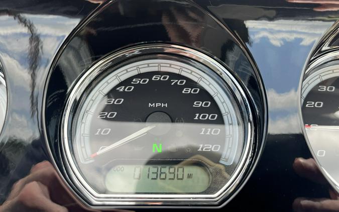 2023 Harley-Davidson® FLHTK Ultra Limited Heirloom Red Fade 659409