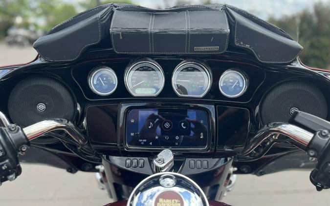 2023 Harley-Davidson® FLHTK Ultra Limited Heirloom Red Fade 659409