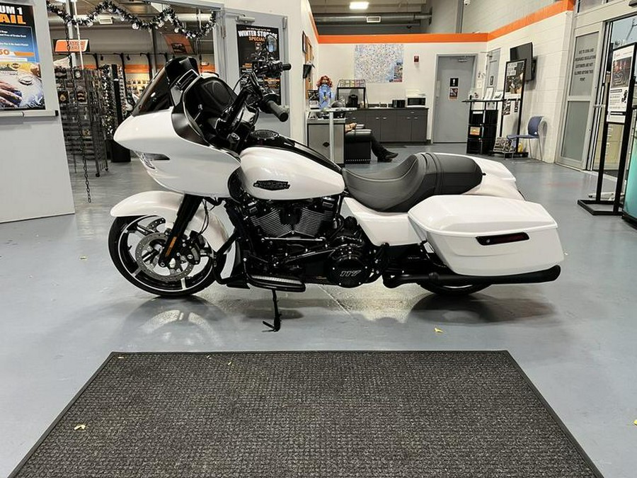 2025 Harley-Davidson® FLTRX - Road Glide®