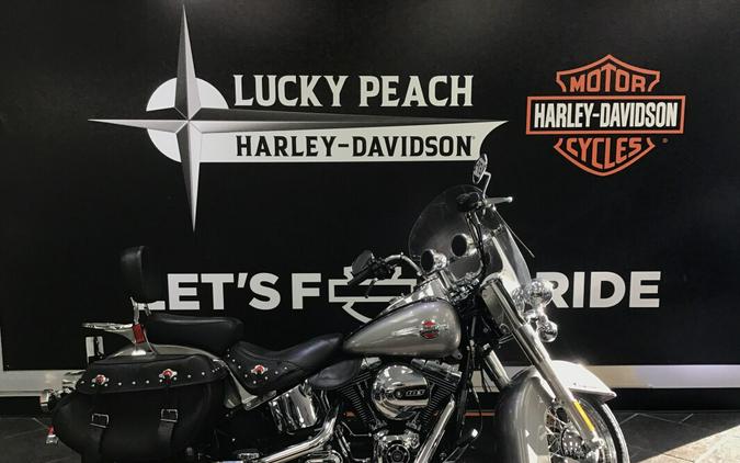 2016 Harley-Davidson® Heritage Softail® Classic Billet Silver