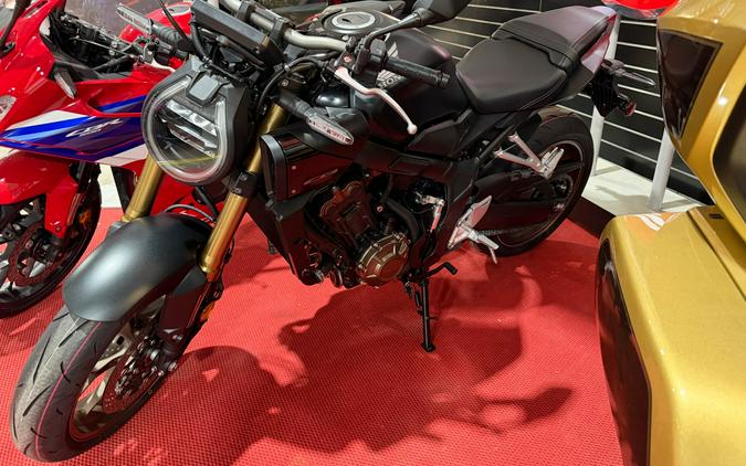 2026 Honda CB650R E-Clutch