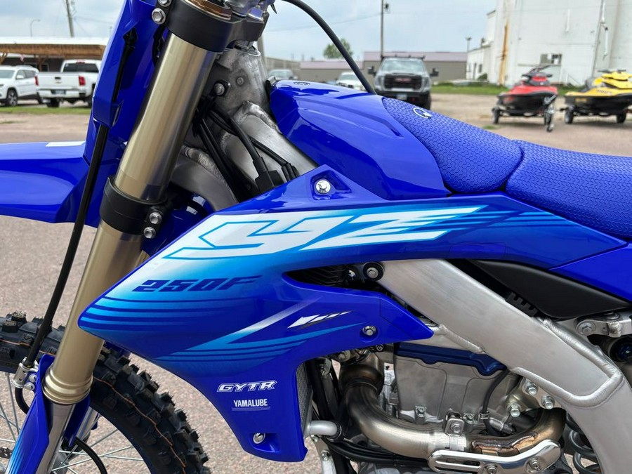 2027 YZ250F - Yamaha