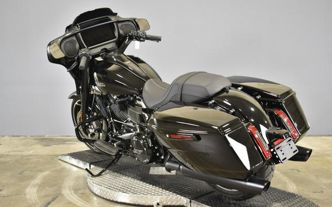 2025 Harley-Davidson Street Glide FLHX