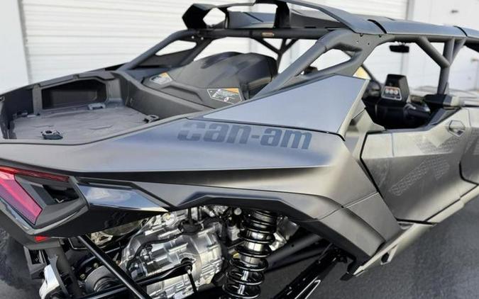 2026 Can-Am® Maverick R Max X RS With Smart-Shox Dusty Navy