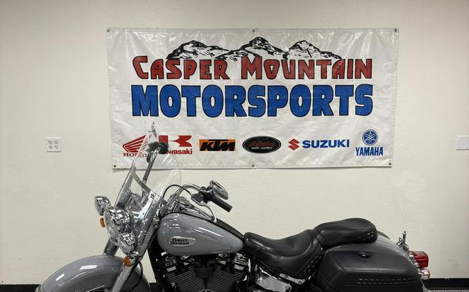 2024 Harley-Davidson® Heritage Classic 114 - UO9938