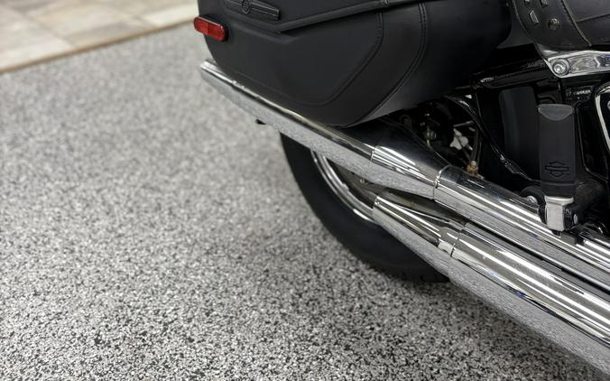 2024 Harley-Davidson® Heritage Classic 114 - UO9938