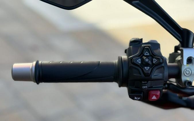 2025 Ducati Streetfighter V2 S