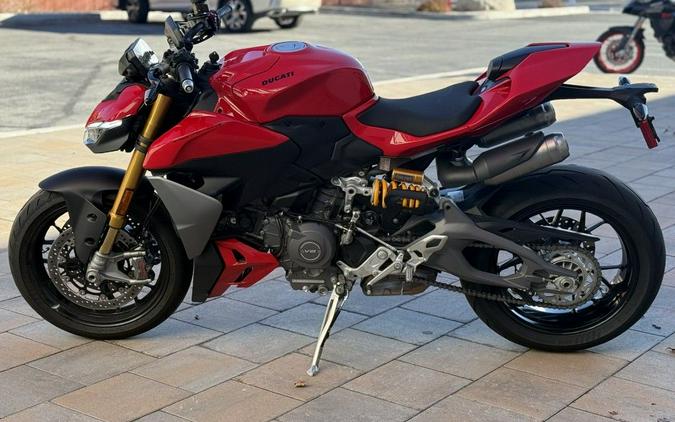 2025 Ducati Streetfighter V2 S