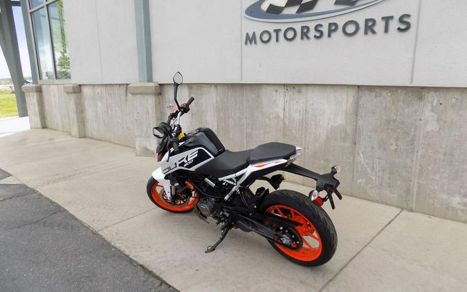 2021 KTM 200 Duke