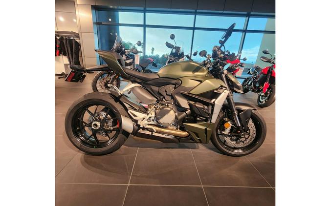 2023 Ducati Streetfighter V2