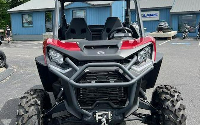 2024 Can-Am Commander XT 1000R Red / Black