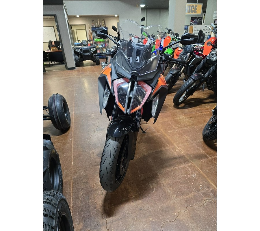 2020 KTM 1290 SUPER DUKE GT