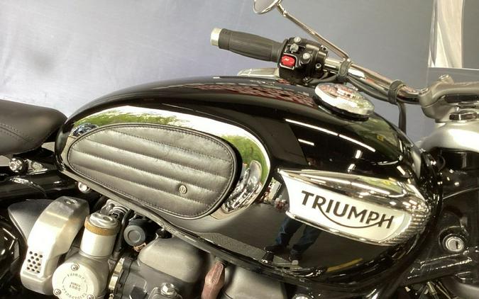 2022 Triumph Bonneville Speedmaster Jet Black