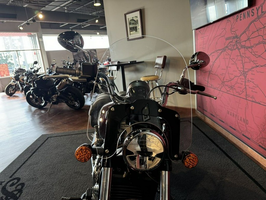 2025 Indian Motorcycle® Super Scout® Maroon Metallic with Graphics