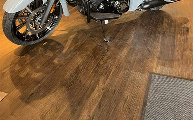 2025 Indian Motorcycle Chieftain® Dark Horse®