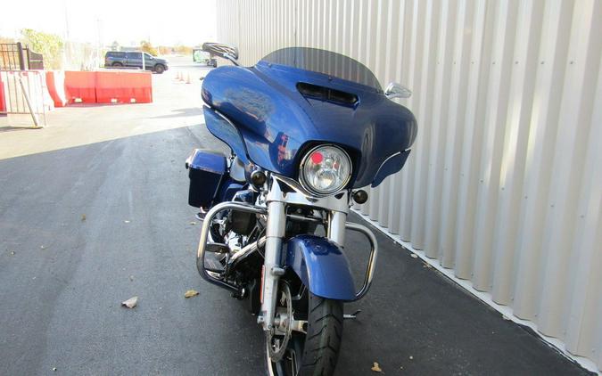 2017 Harley-Davidson® FLHX - Street Glide®