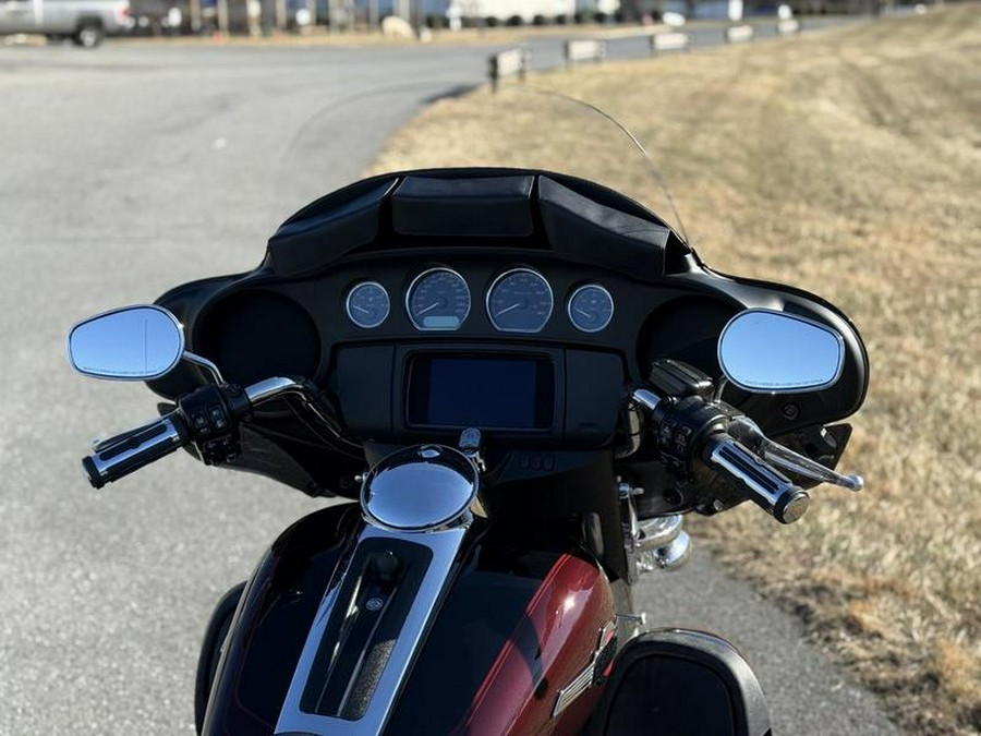 2022 Harley-Davidson® FLHTCUTG - Tri Glide® Ultra