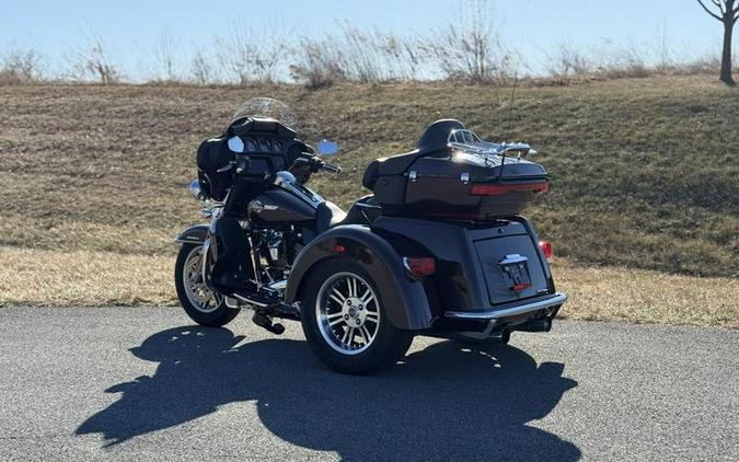 2022 Harley-Davidson® FLHTCUTG - Tri Glide® Ultra