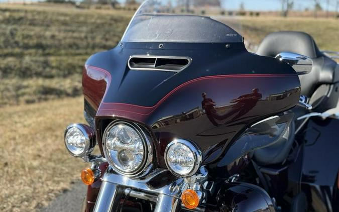 2022 Harley-Davidson® FLHTCUTG - Tri Glide® Ultra