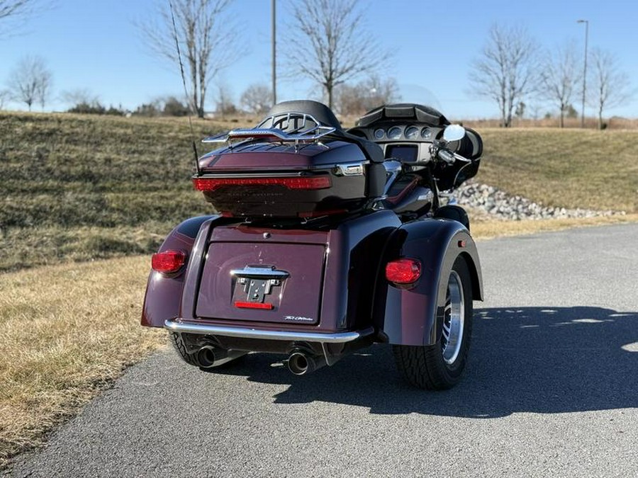 2022 Harley-Davidson® FLHTCUTG - Tri Glide® Ultra