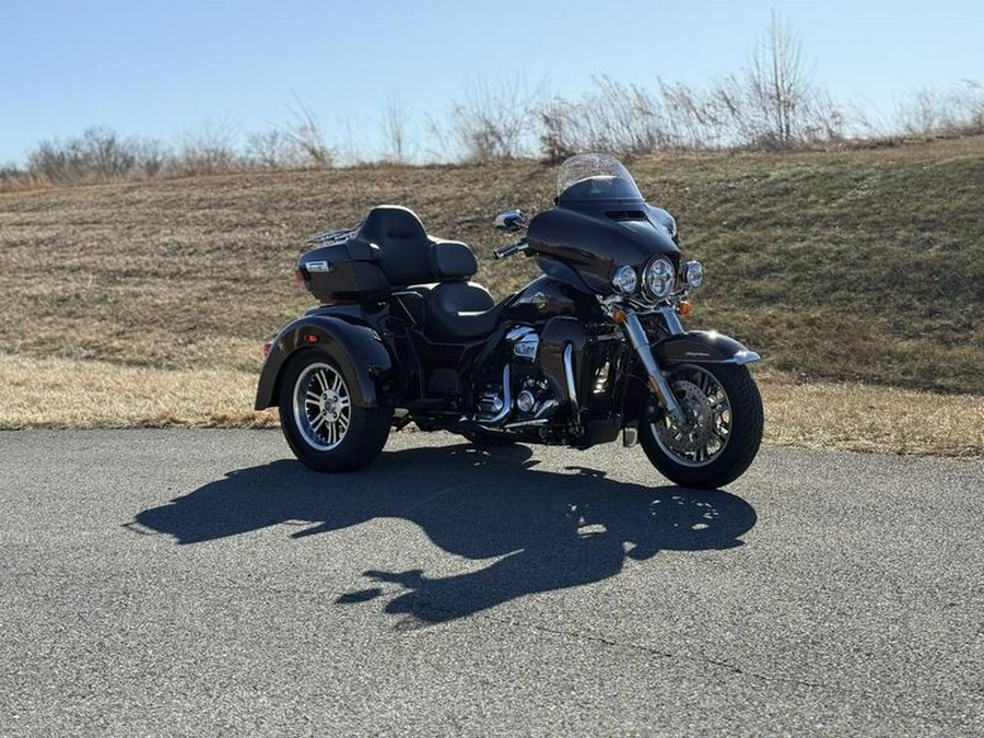 2022 Harley-Davidson® FLHTCUTG - Tri Glide® Ultra