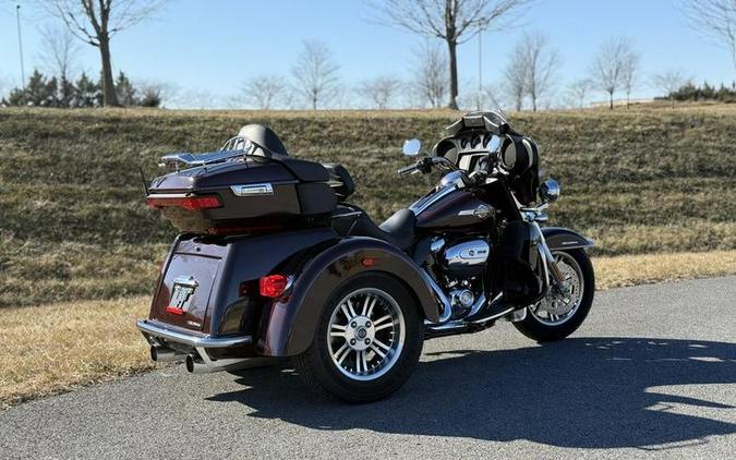 2022 Harley-Davidson® FLHTCUTG - Tri Glide® Ultra