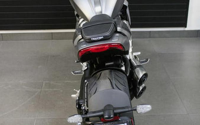 2024 Triumph Rocket 3 R Matte Silver Ice