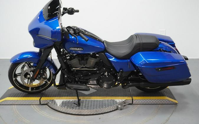 2024 Harley-Davidson® Street Glide® Blue Burst - Black Finish
