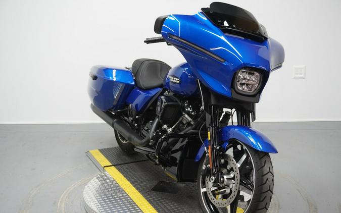 2024 Harley-Davidson® Street Glide® Blue Burst - Black Finish