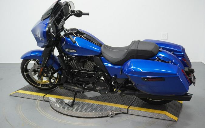 2024 Harley-Davidson® Street Glide® Blue Burst - Black Finish