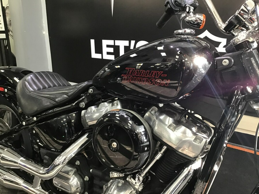 2023 Harley-Davidson® Softail® Standard Vivid Black