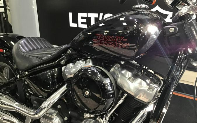 2023 Harley-Davidson® Softail® Standard Vivid Black