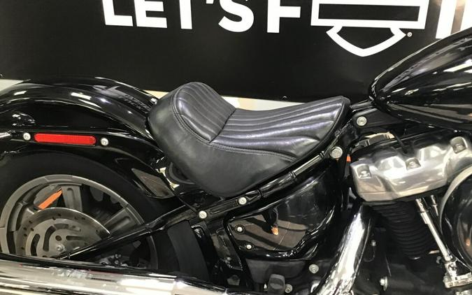 2023 Harley-Davidson® Softail® Standard Vivid Black