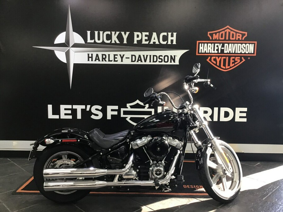 2023 Harley-Davidson® Softail® Standard Vivid Black