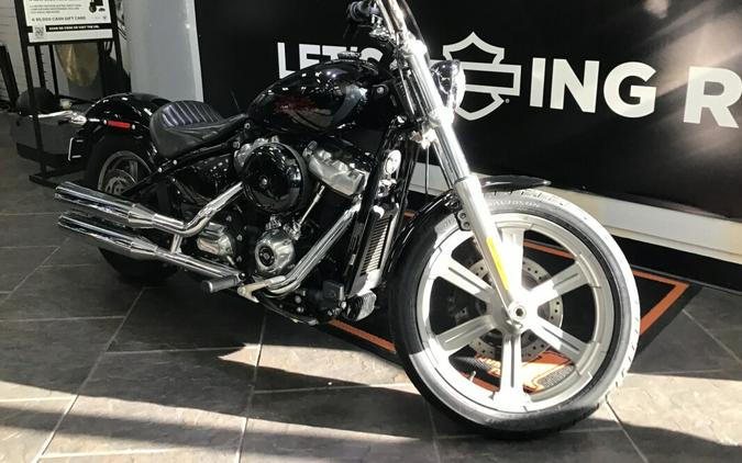 2023 Harley-Davidson® Softail® Standard Vivid Black