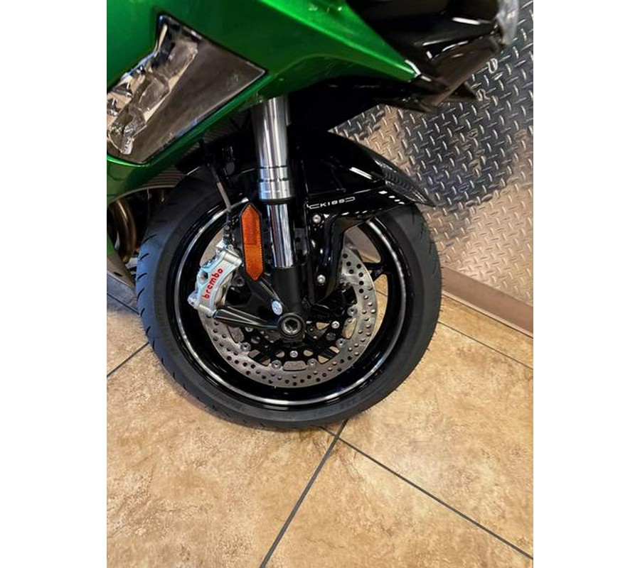 2025 Kawasaki NINJA H2® SX SE ABS