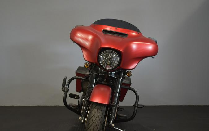 2019 Harley-Davidson Street Glide Special Wicked Red Denim