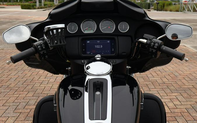 2020 Harley-Davidson Tri Glide Ultra FLHTCUTG