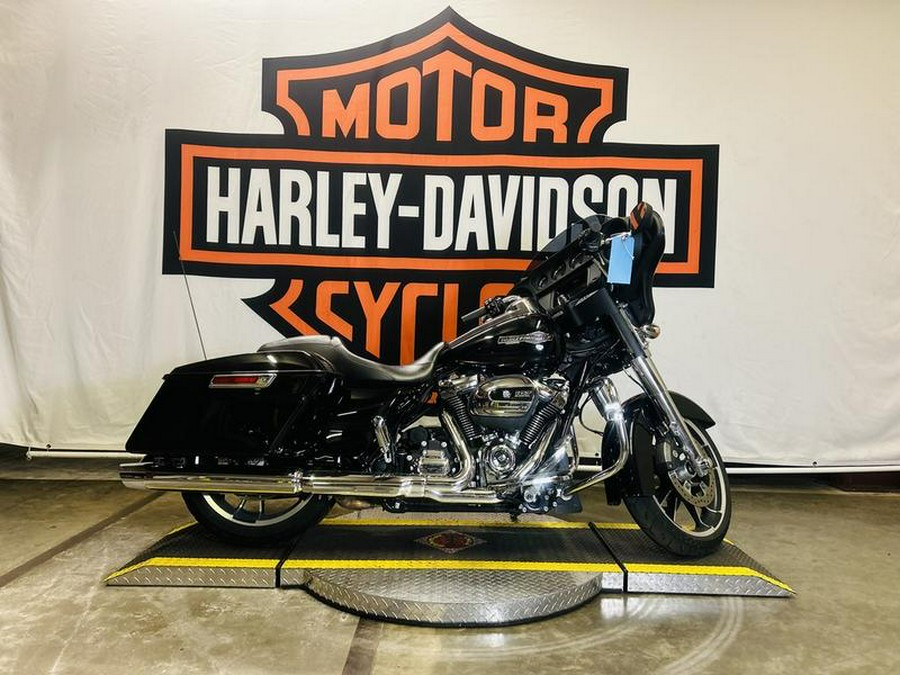 2022 Harley-Davidson® FLHX - Street Glide®