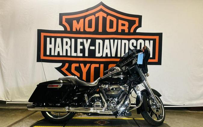 2022 Harley-Davidson® FLHX - Street Glide®