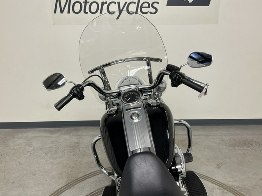 2011 Harley-Davidson Road King Base