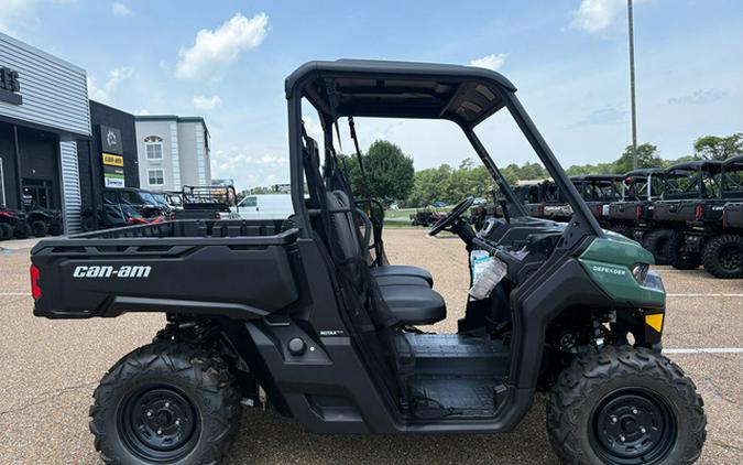 2025 Can-Am Defender HD9